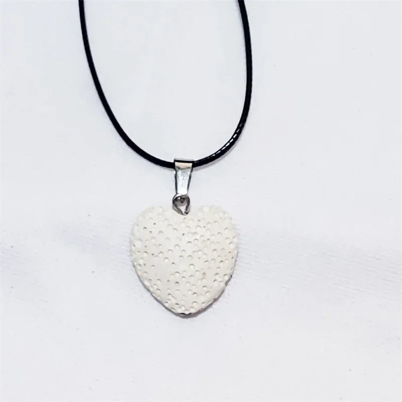 2cm Heart Lava Stone Pendant Aroma Essential Oil Diffuser Free Chain Necklace Aromatherapy Jewelry for Women Men